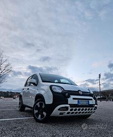 Fiat Panda CITY CROSS hybrid 