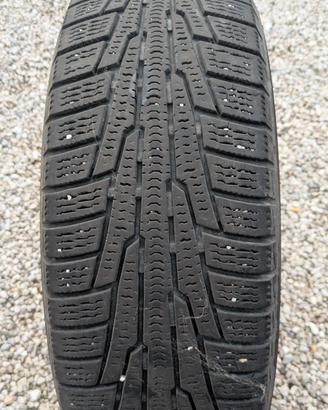 pneumatici invernali nokian  185/65/R15