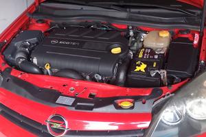 Opel Astra GTC 150cv cl 1900