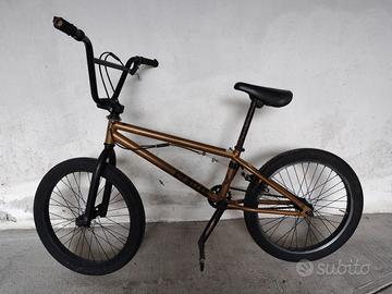 BMX GT Air 20" freestyle & B'TWIN XUP+