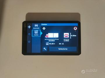 Navigatore Garmin LGV700