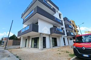 3 LOCALI A NARDÒ