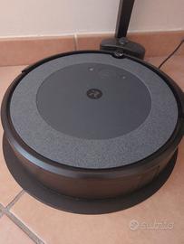 Robot aspirapolvere roomba
