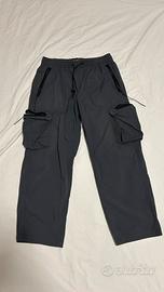 Pantaloni cargo
