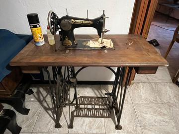 macchina da cucire vintage CENTRAL BOBIN WILMER