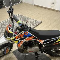 Pit bike