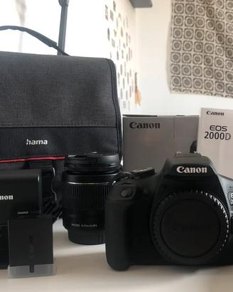 Canon EOS 2000D + obbiettivo 18-55 mm + accessori