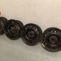 4 Cerchi in acciaio 15” 5 fori