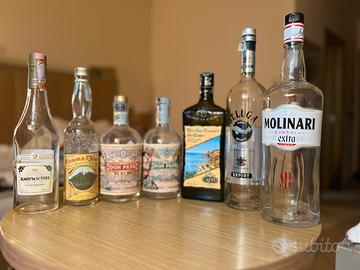 Collezione bottiglie alcol vuote rare
