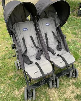 Passeggino doppio “Chicco Echo”a+accessori