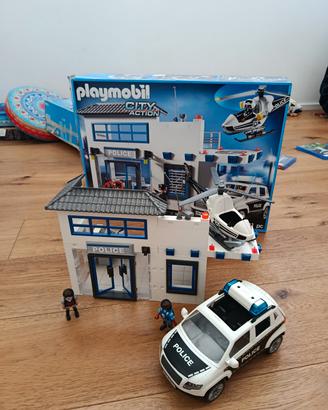 caserma polizia Playmobil 
