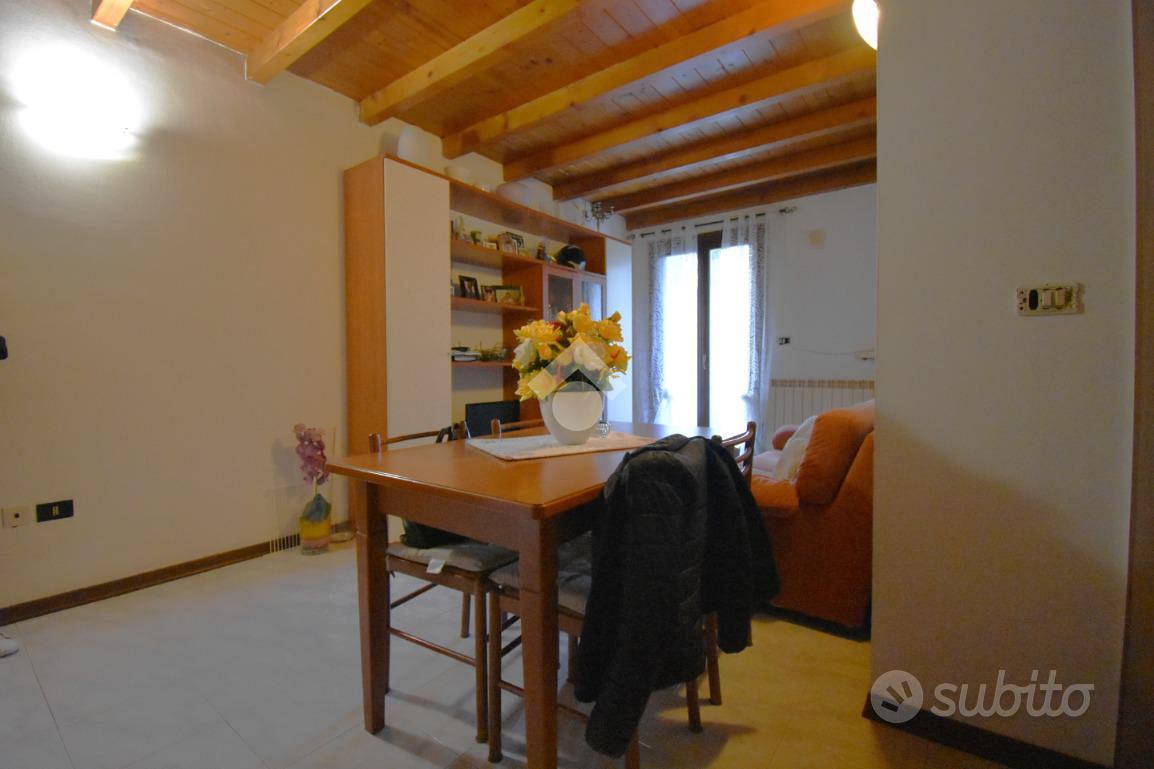 2 LOCALI A CASTIGLIONE DELLE STIVIERE - More