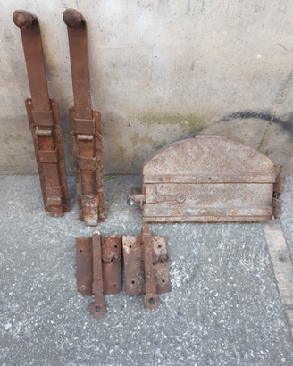 Lucchetti e porta forno