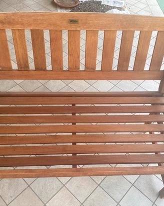 Panchina in legno