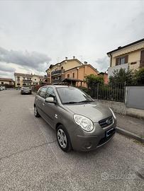Kia Picanto 1.0