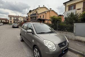 Kia Picanto 1.0