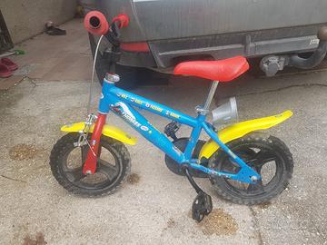 bici donna e bambino