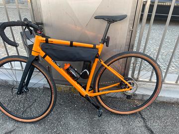 Gravel CANNONDALE TOPSTONE 4