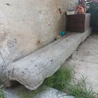 Antico abbeveratoio in pietra 4 m integro