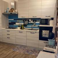 Camera matrimoniale, cameretta, cucina e bagno