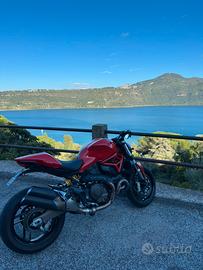 Ducati monster 821 2017