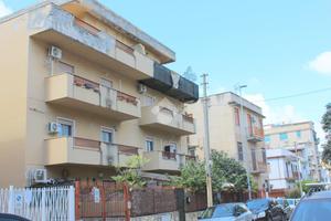3 LOCALI A PALERMO