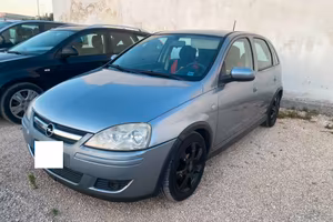 Opel Corsa 1.2 5 porte Cosmo