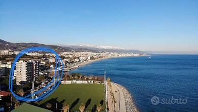 Settembre a Savona davanti al mare