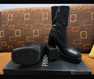 Stivali in pelle Primadonna