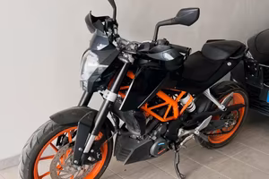 KTM duke 390