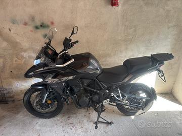 Benelli TRK 502 x