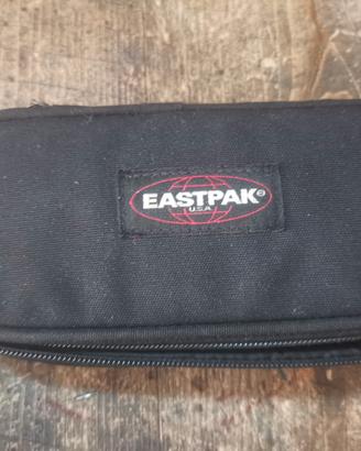 Astuccio Eastpak