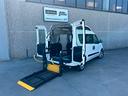 fiat-doblo-trasporto-disabili-tetto-alto