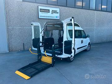 Fiat Doblò TRASPORTO DISABILI Tetto alto