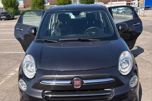 Fiat 500L pop star