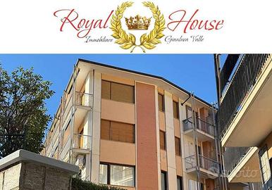 Appartamento di 120 m² con 4 locali a Alassio