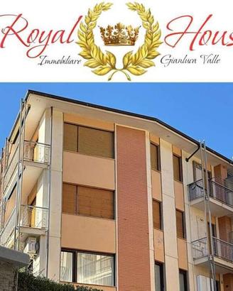 Appartamento di 120 m² con 4 locali a Alassio
