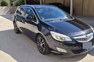 Opel Astra Sport Tourer 1.7cc 125cv 2011