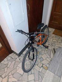 bicicletta da strada e montagna a 6 marce 