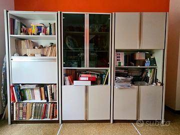 Mobile soggiorno anni '70 comprensivo di letto