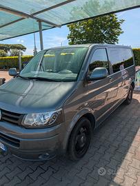 Volkswagen Caravelle T5 4 MOTION 