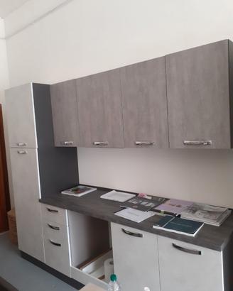 Arredamento cucina soggiorno camera ponte 