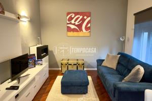 BILOCALE IN CENTRO A INTRA!