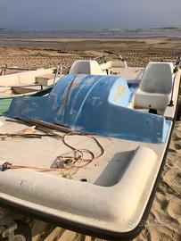 Pedalò in vetroresina