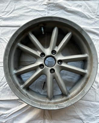Cerchione posteriore Piaggio Beverly 500