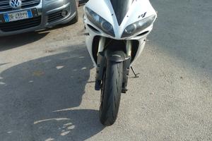 Yamaha R1 perfetta