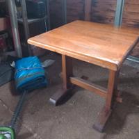 Tavolo Quadrato in legno Massello Rustico 80x80