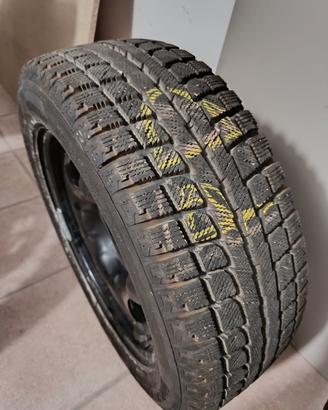 Gomme e cerchio Citroën c 3