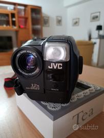 Videocamera Compact VHS JVC -GR AX 400