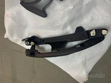 Maniglie Passeggero + Cover Sottosella